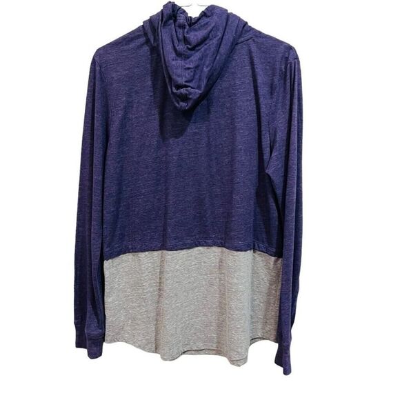 Roots Purple Long Sleeve Pullover Hooded Athletic Sweatshirt Size Medium - Picture 2 of 7